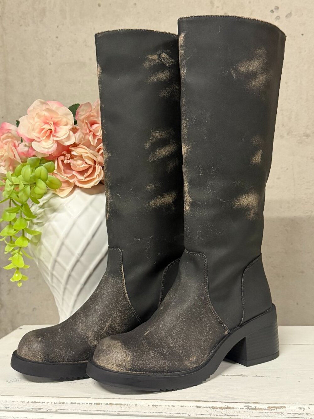 NWOT Madden Girl Momentoo Knee Boots - Size 9